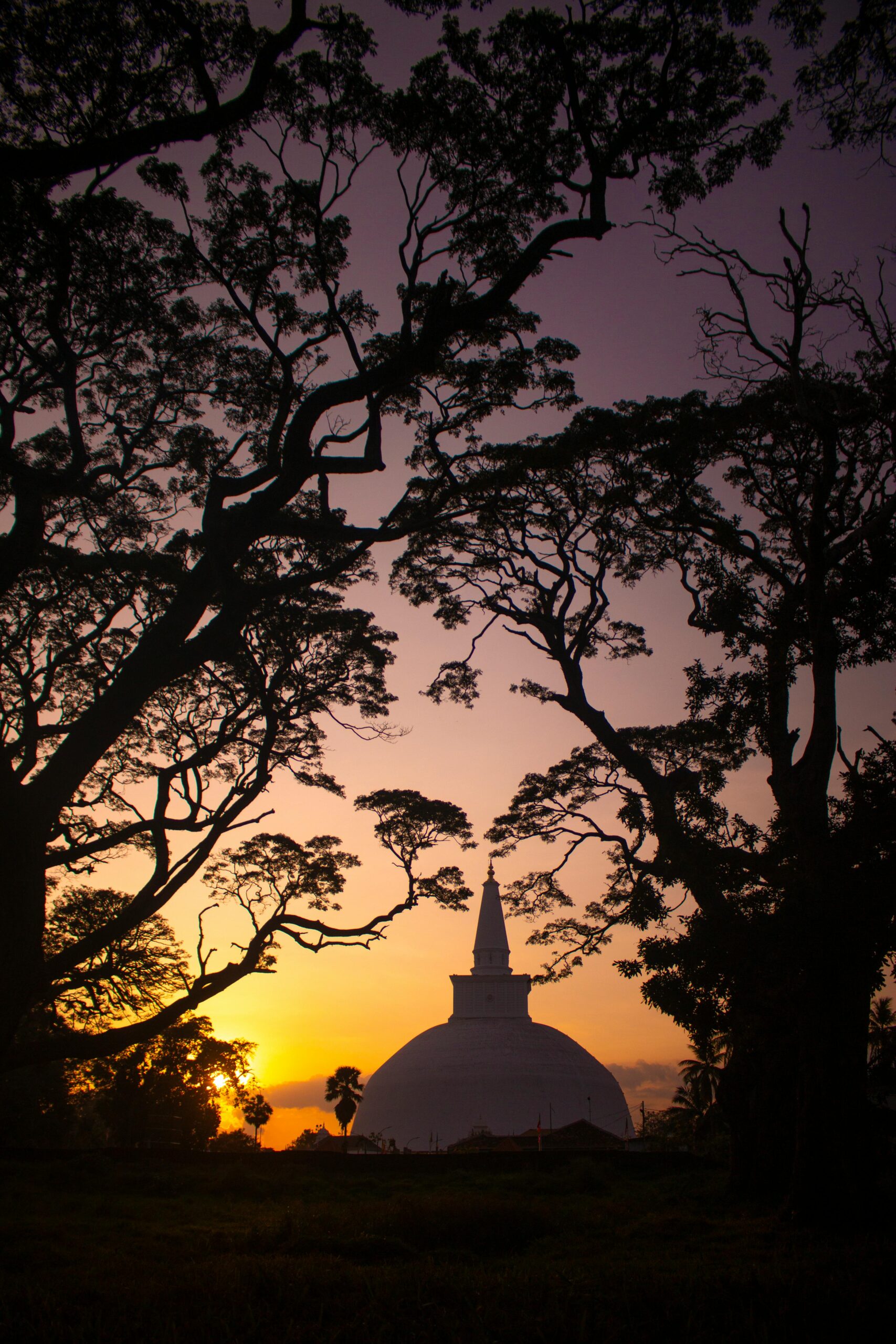 Anuradhapura tourist attractions. Anuradhapura day trip